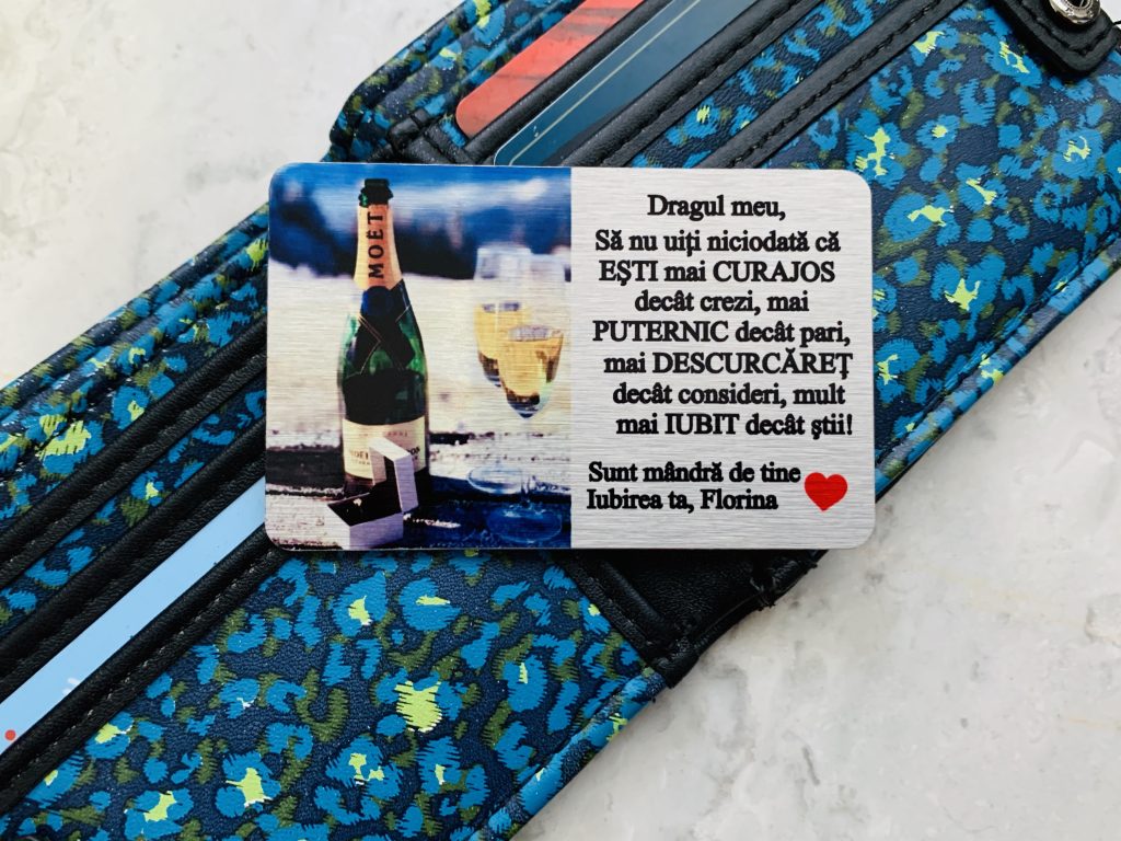 cadou logodna personalizat